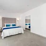 Luna Bed & Breakfast 4*