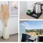 Luna 住宿加早餐酒店 4*