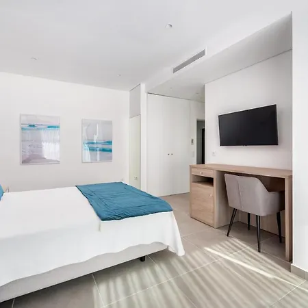 فندق مبيت وإفطار Luna لاغوس